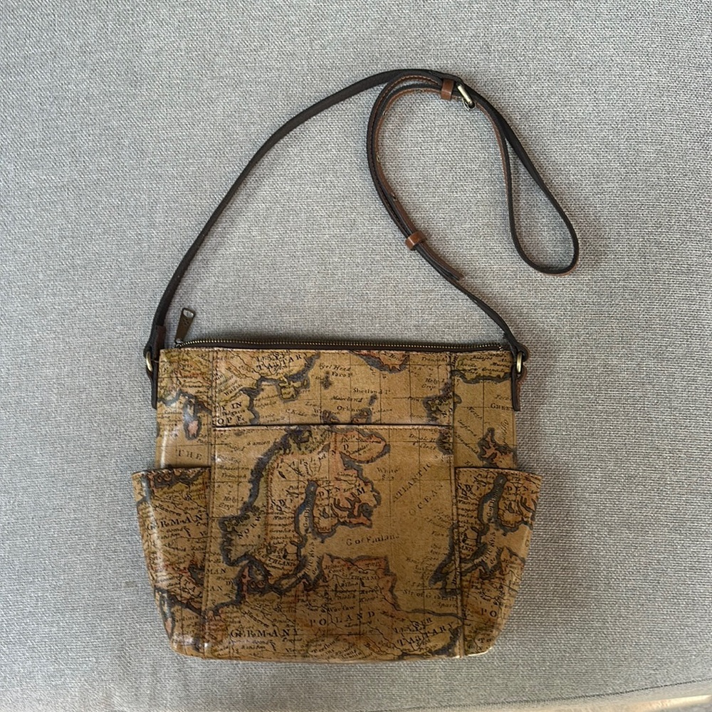 Patricia Nash European Map Genuine leather no defects